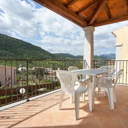 Budoni I Girasoli Apartment Tanaunella