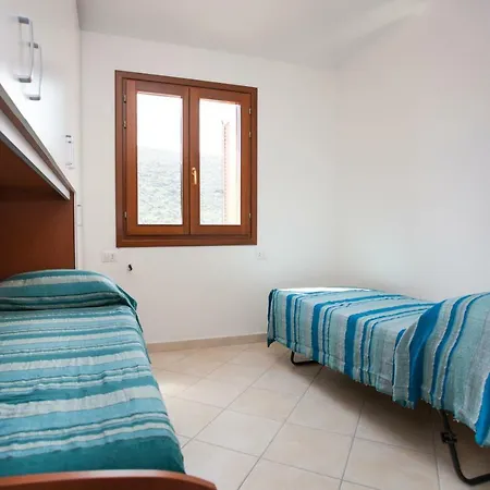 Budoni I Girasoli Apartment Tanaunella